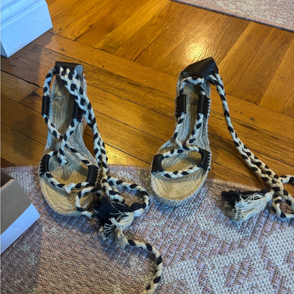 Soludos Black and Cream Wedges